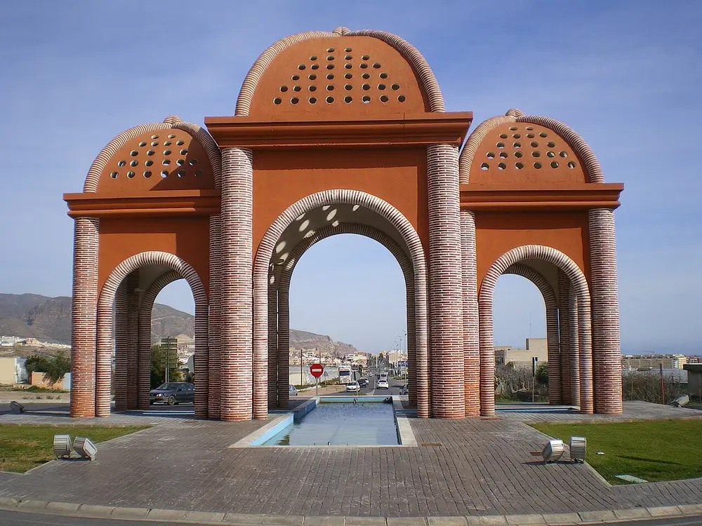 Puerta de Vícar, monumento a la entrada del municipio