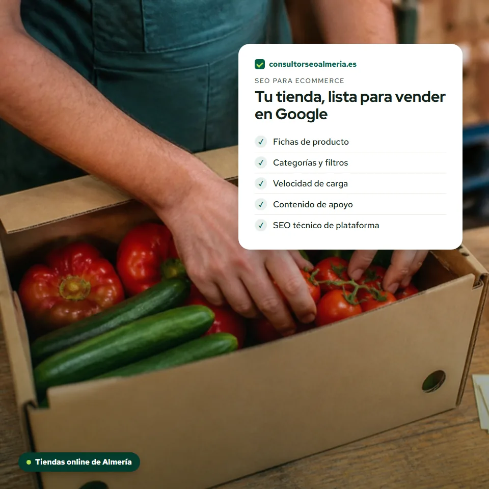 Manos preparando un pedido de hortalizas de Almería en una caja, con una tarjeta de lo que incluye el SEO para ecommerce